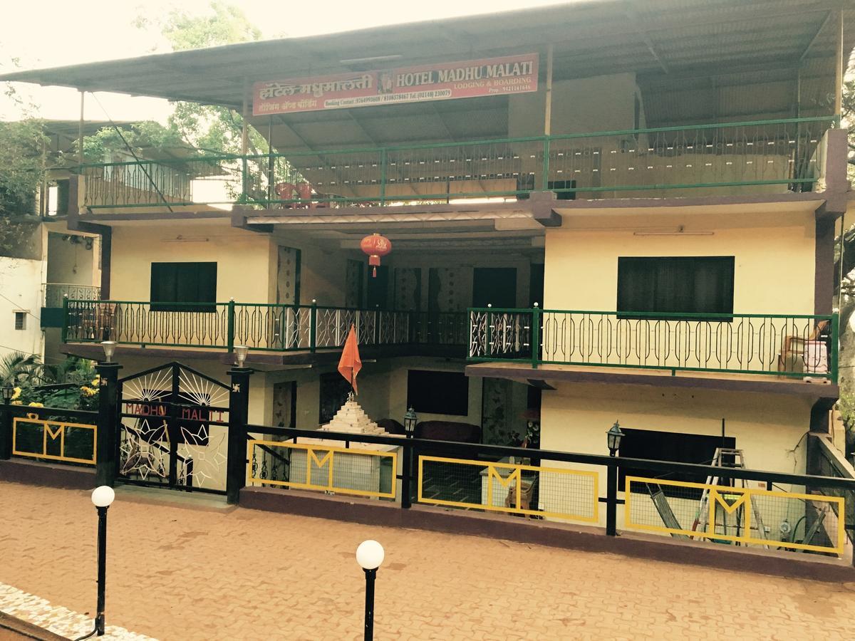 Hotel Madhumalti Matheran Kültér fotó