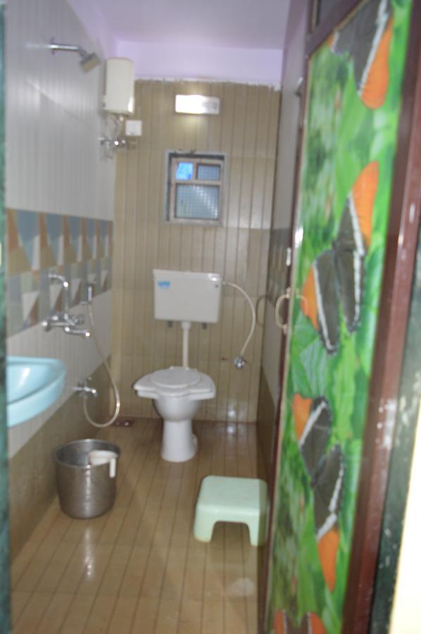 Hotel Madhumalti Matheran Kültér fotó